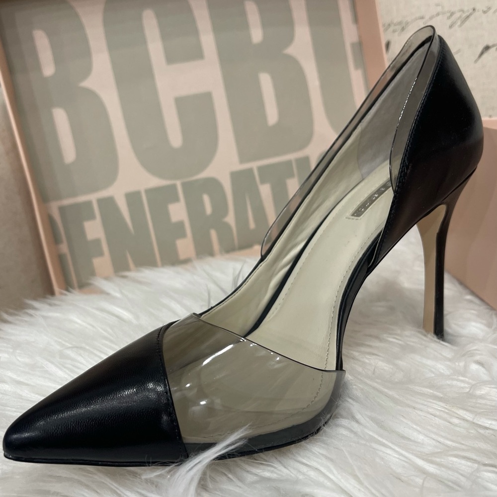 Brand New BCBGENERATION heels size 10M